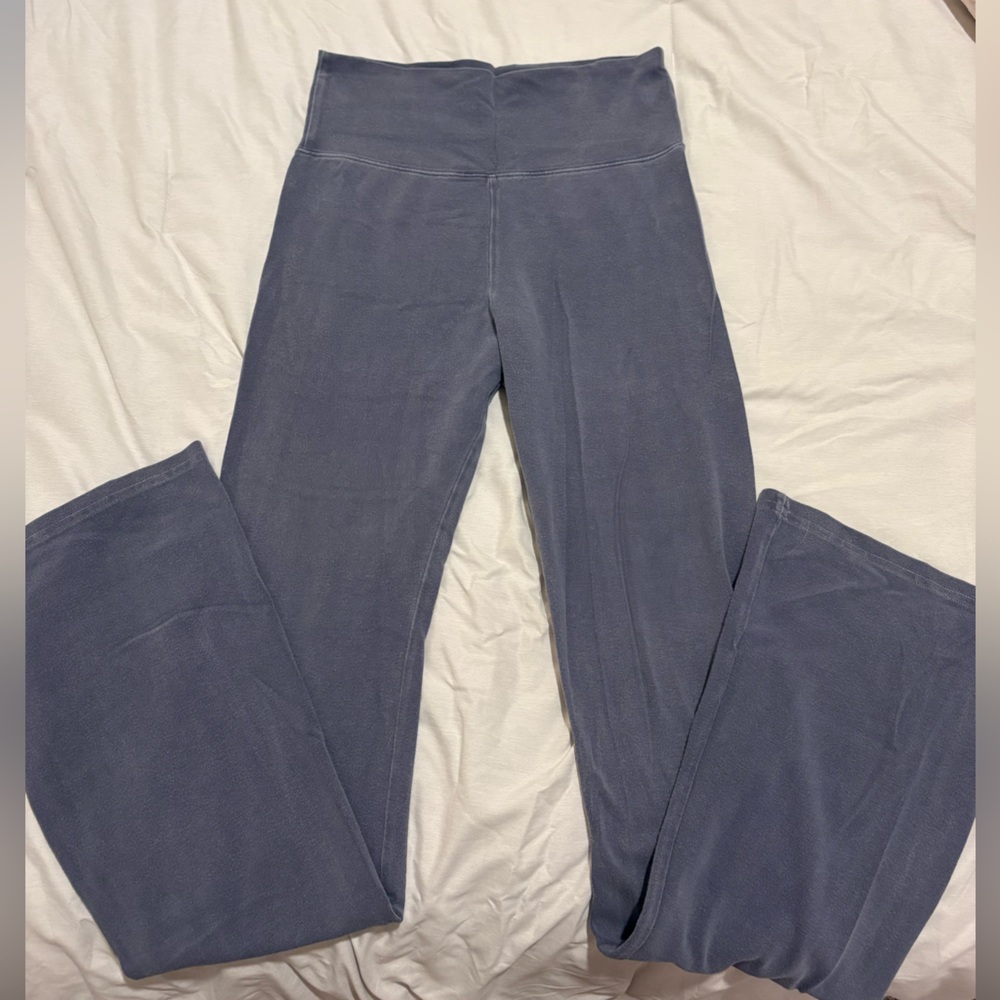 Brandy Melville High-Waisted Flare Leggings